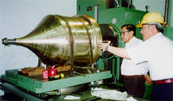 bubut6.jpg (18835 bytes)