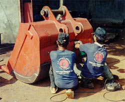 welding3.jpg (24515 bytes)